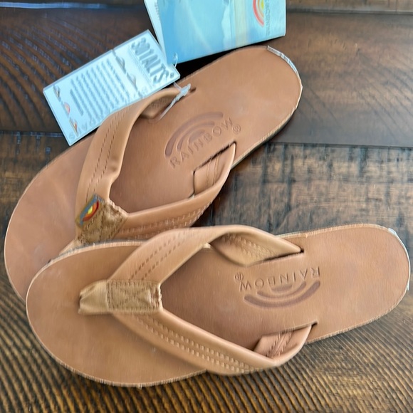 Rainbow Shoes - Rainbows wide strap Tan
